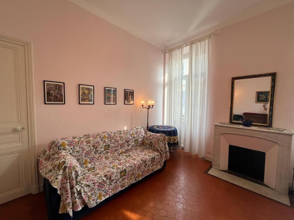 A005 Spacious And Bright Close To Croisette